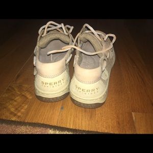 Sperry topsiders